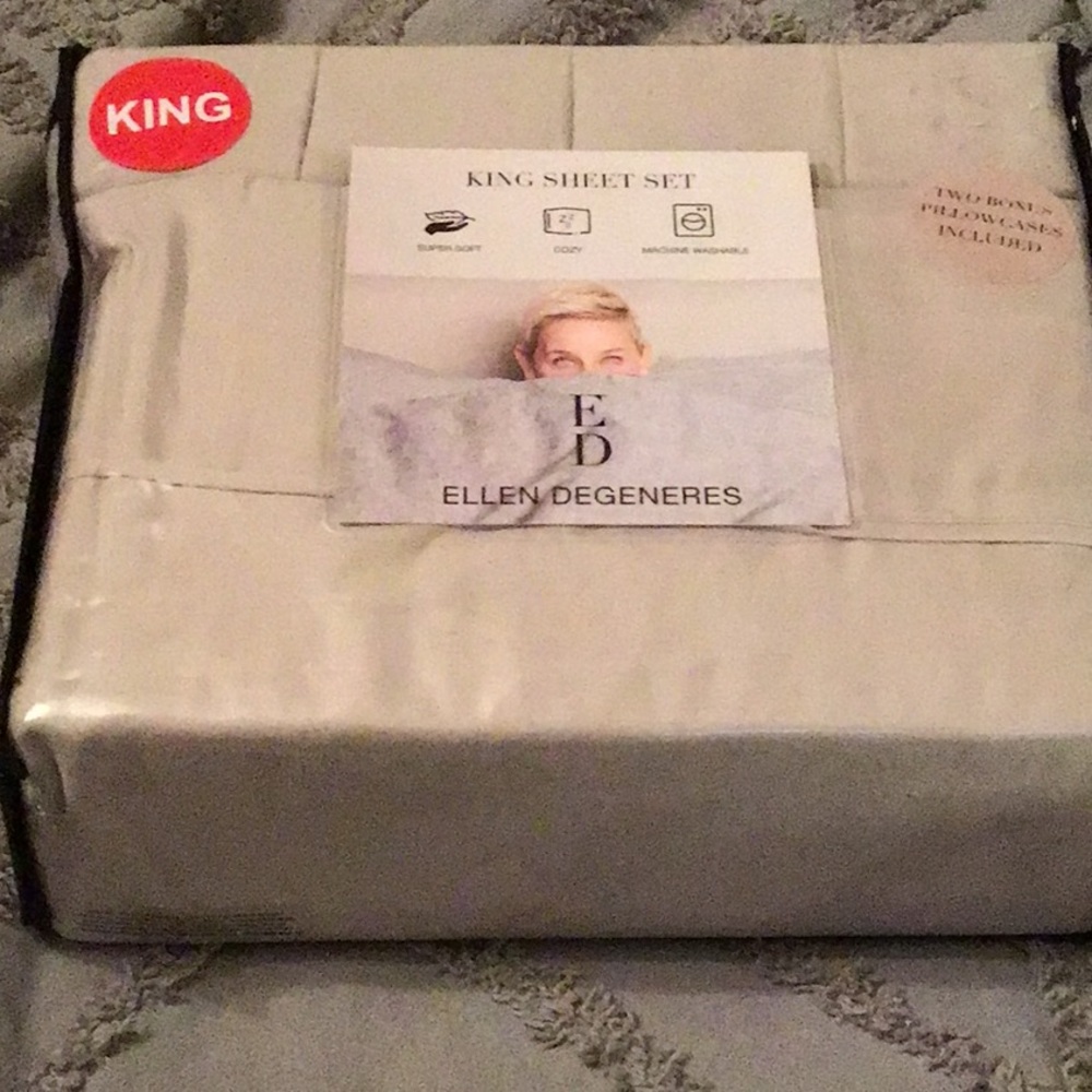 Ellen Degeneres King Sheet